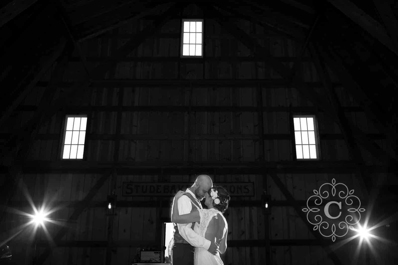 MN Barn Wedding Photo