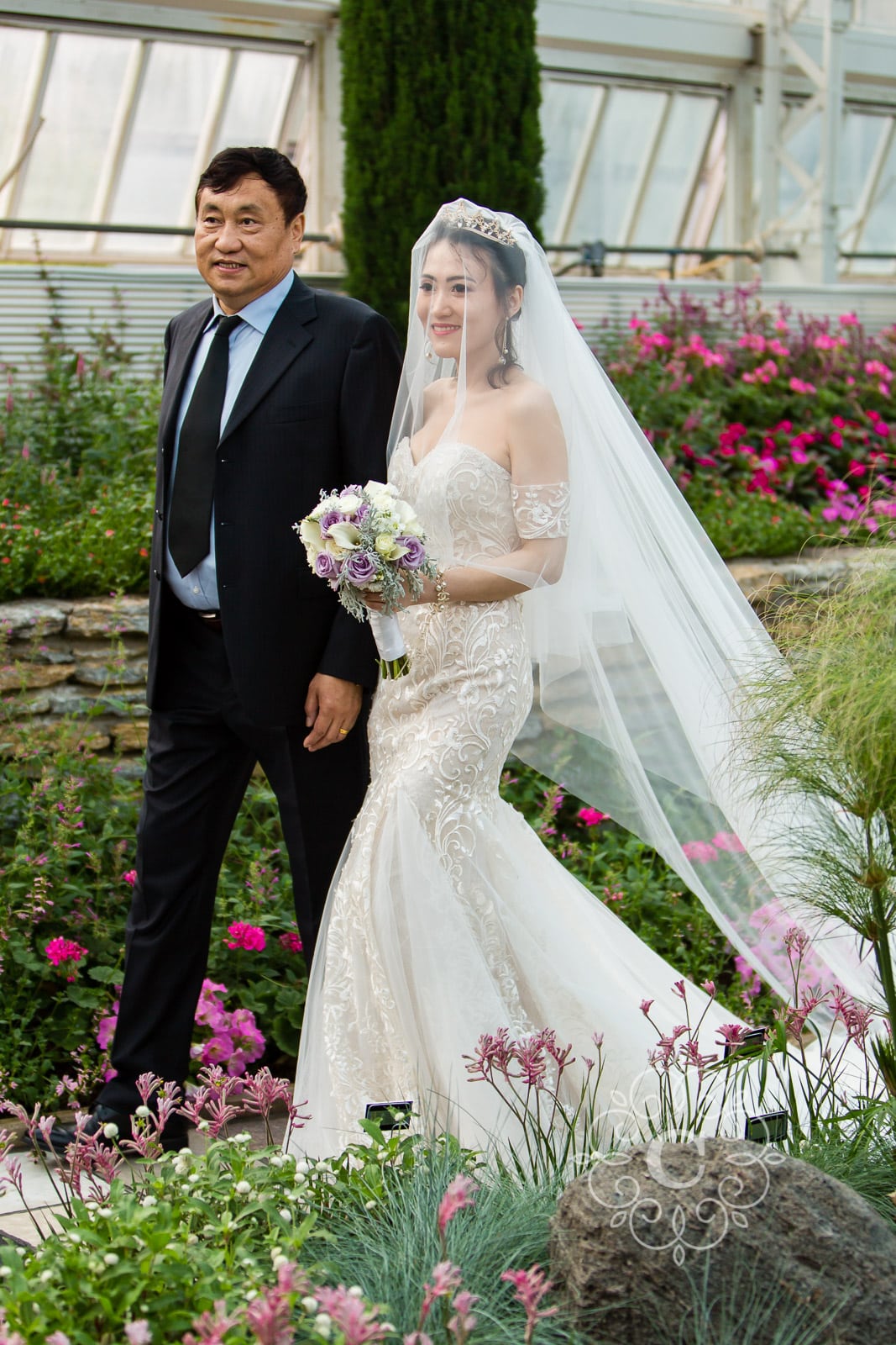 Marjorie McNeely Conservatory St Paul MN Wedding Photo