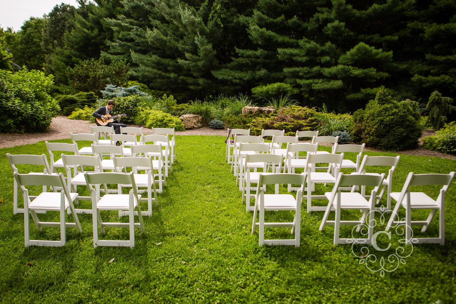 Lyndale Peace Park Garden Wedding Photo