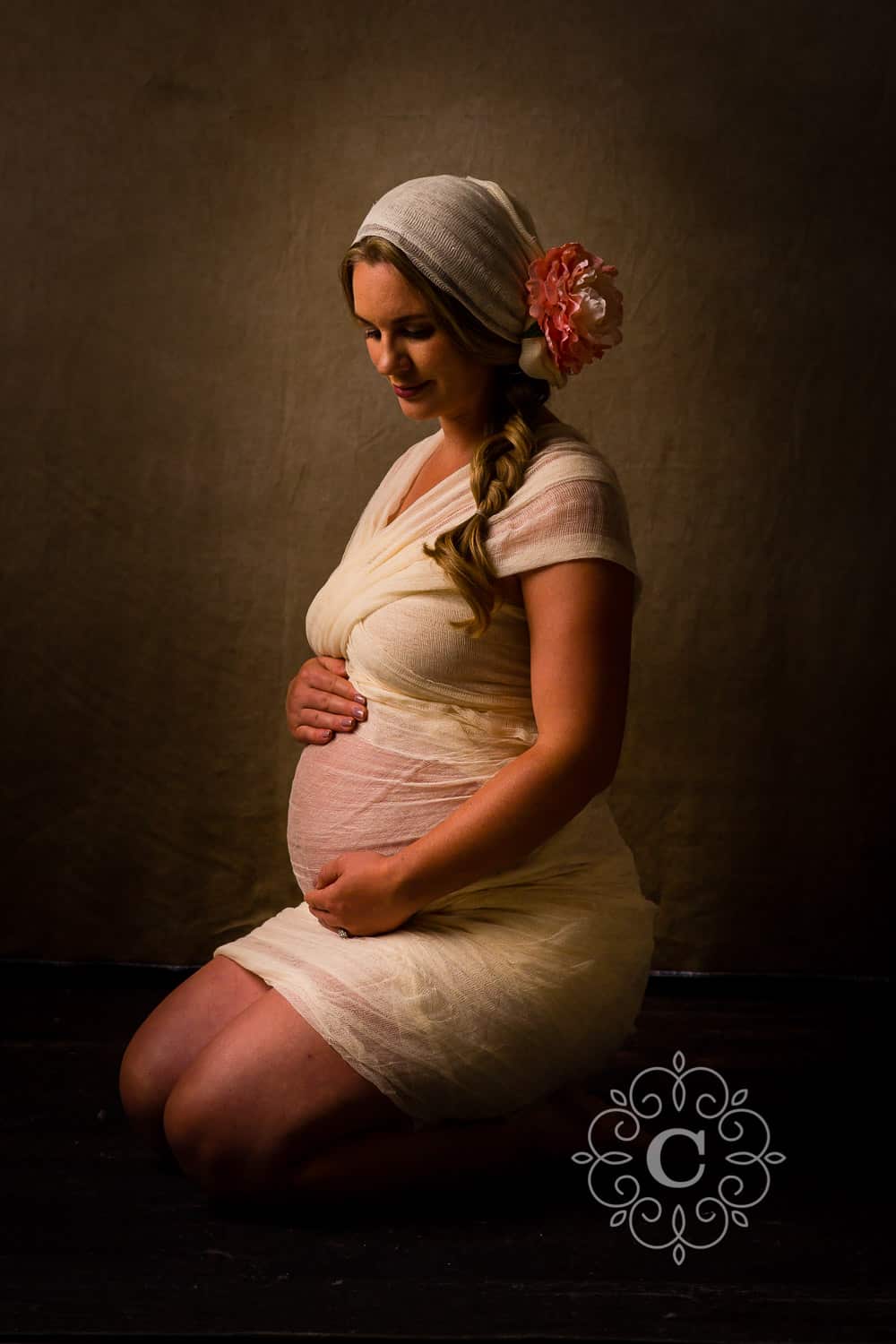 MN Maternity Studio Photo