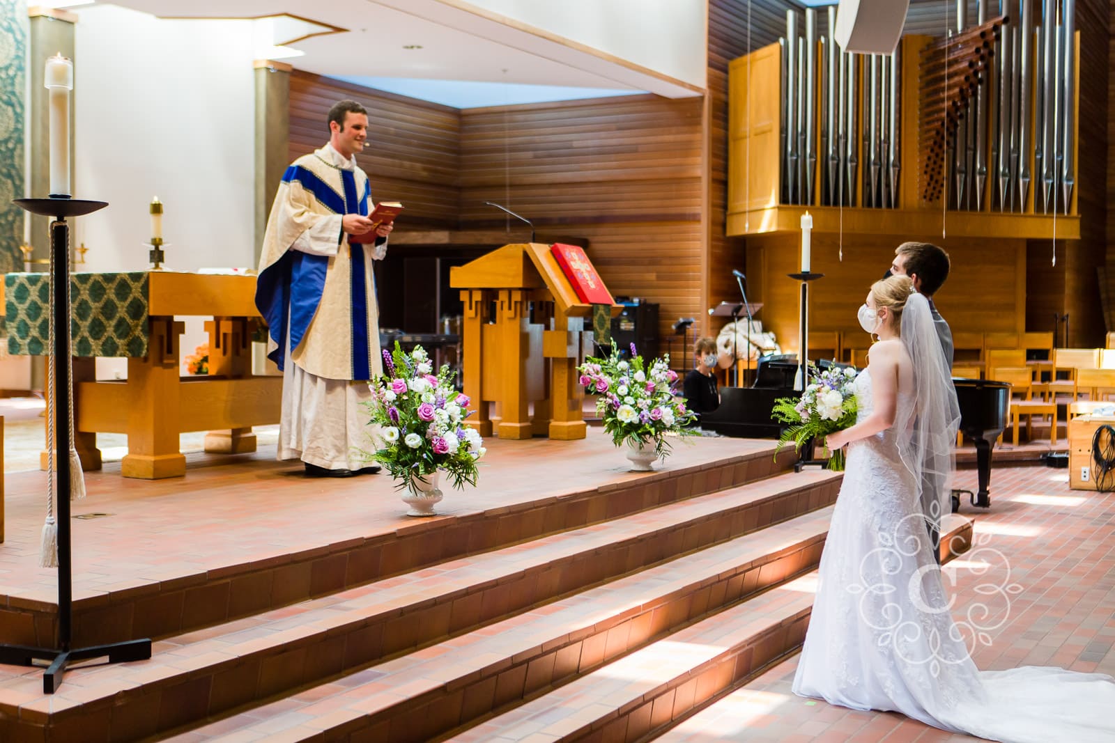 Catholic Church Wayzata MN Wedding Photos