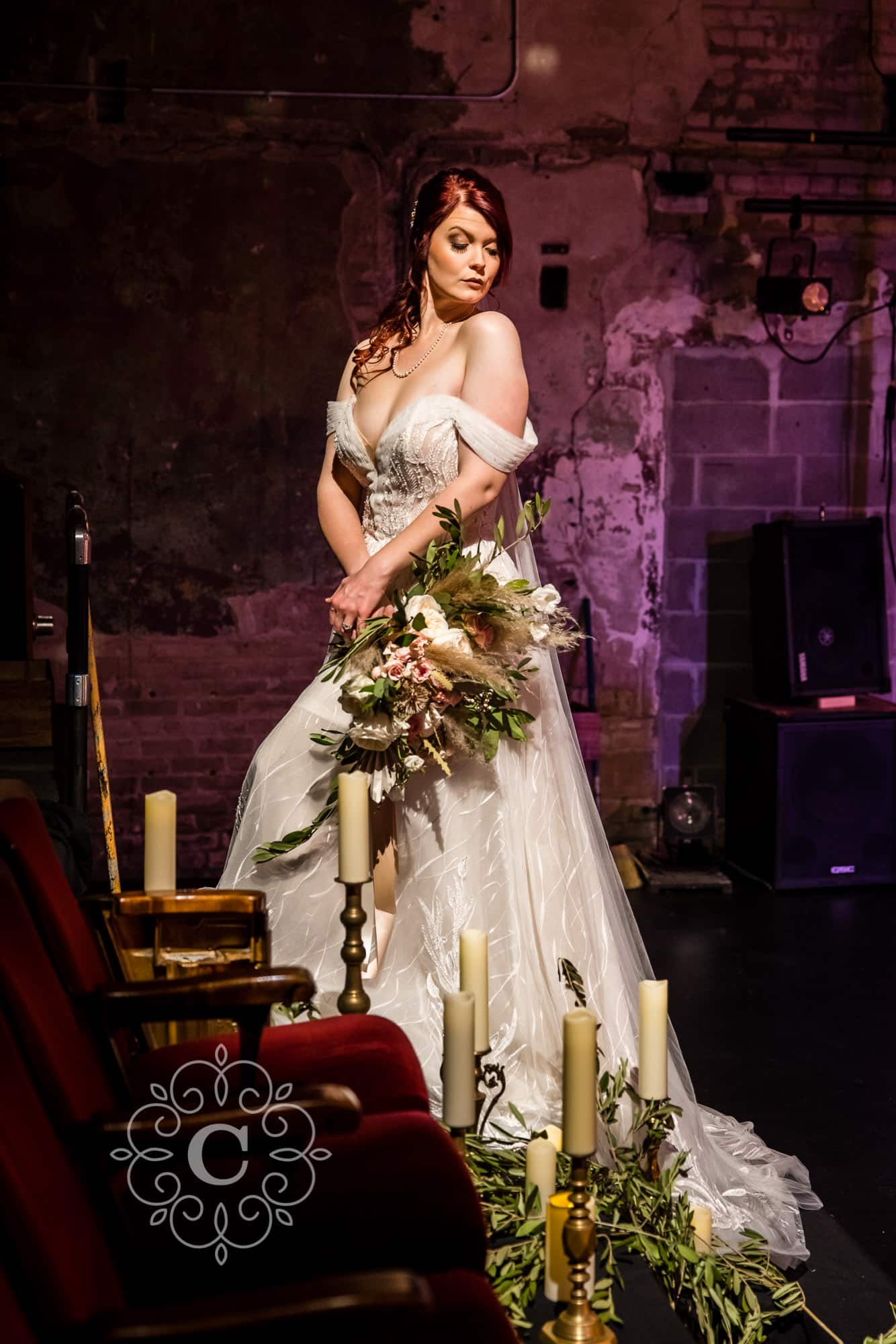 MN Theater Wedding Photography