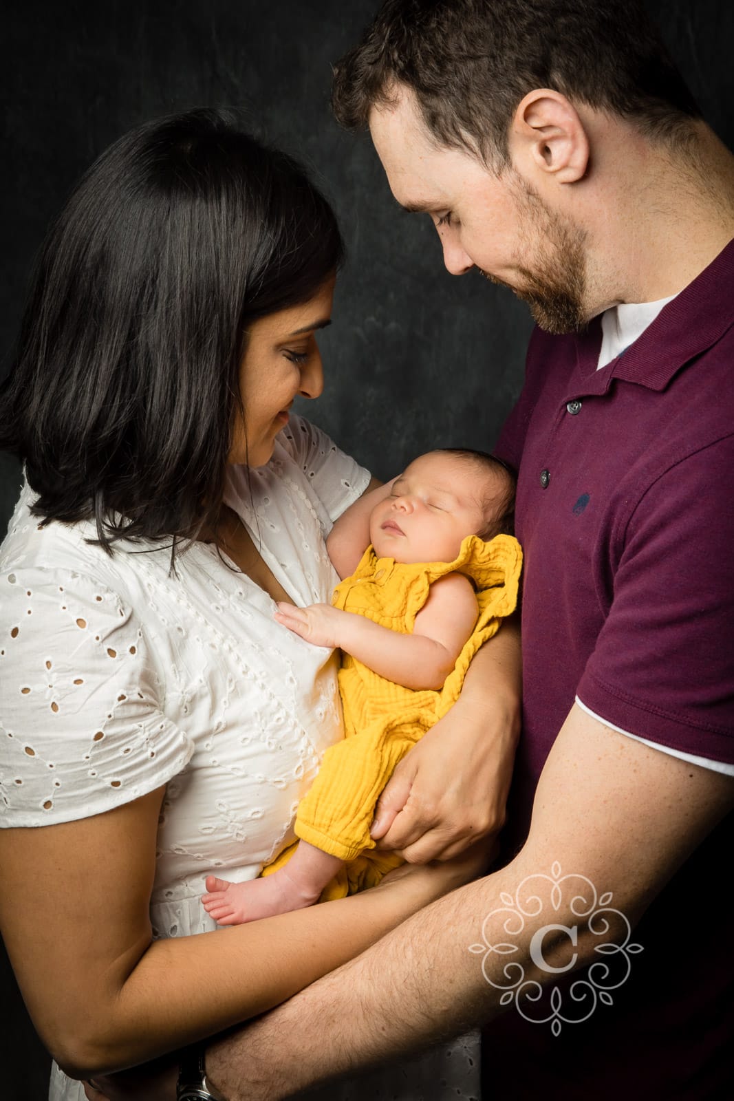 Minneapolis Newborn Family Photographer