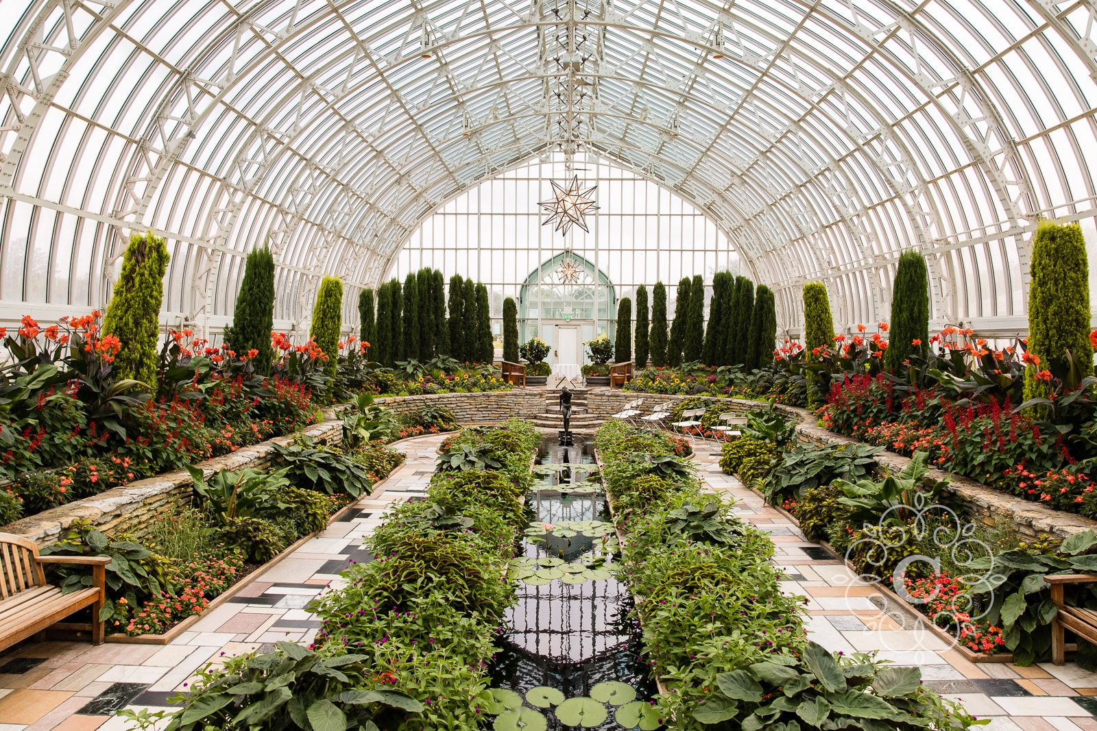 Como Park Conservatory Sunken Garden Wedding Photo