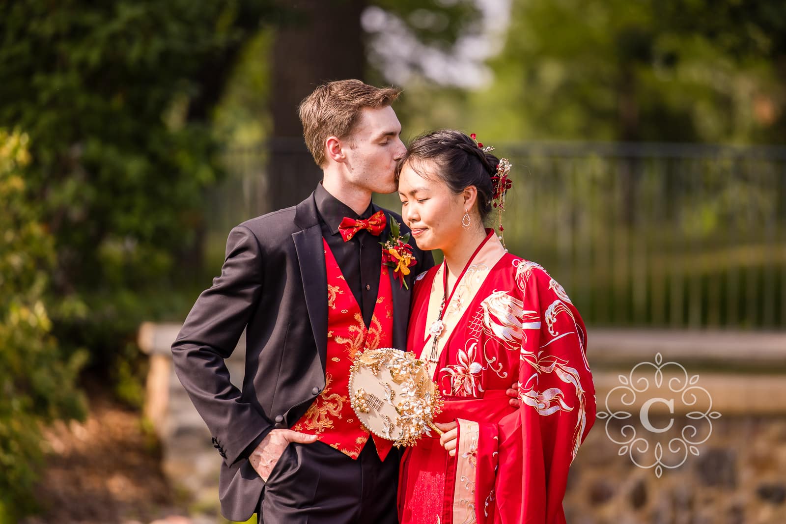 Como Park Chinese Tea Ceremony Wedding Photo