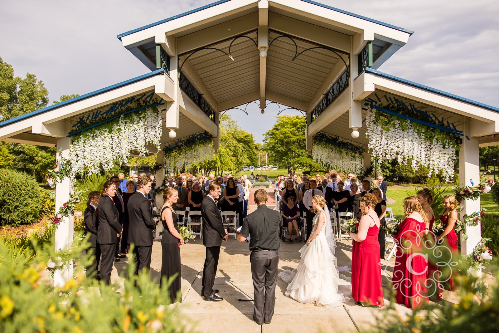 Roseville Central Park Muriel Sahlin Arboretum Wedding Photo