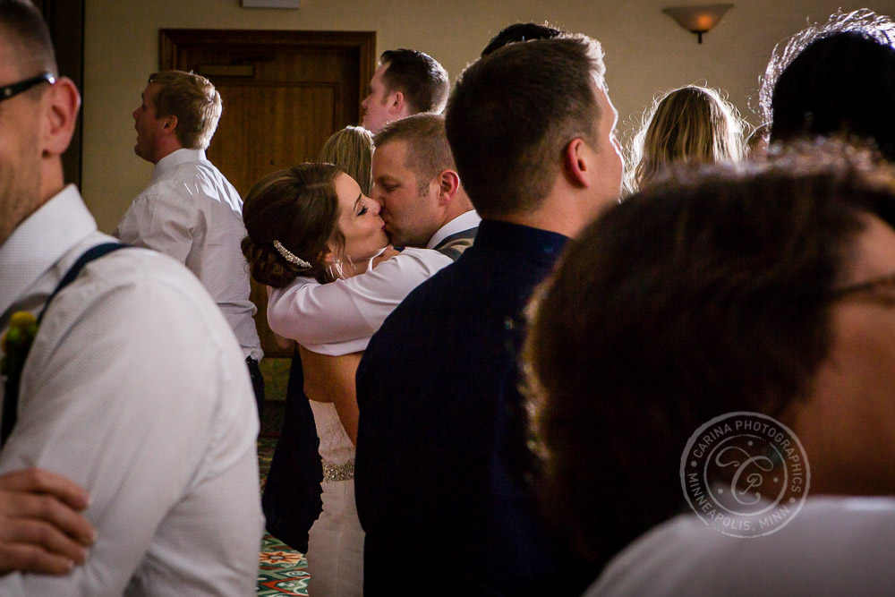 Minneapolis Airport Marriott Wedding Photo