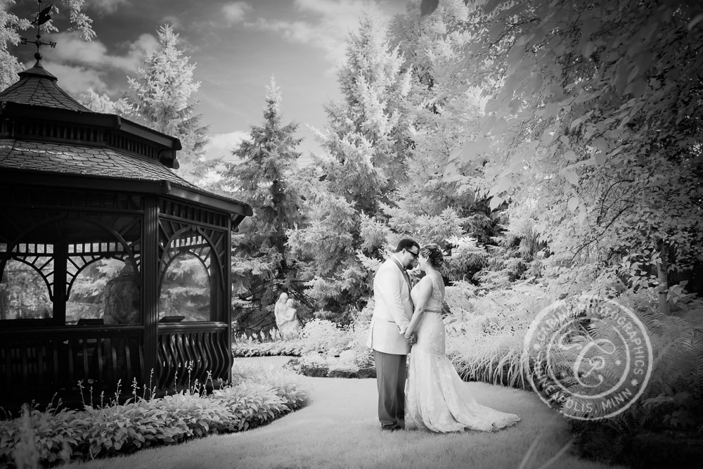 Stillwater MN Rivertown Inn Wedding Photo