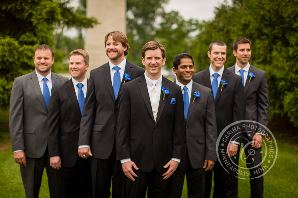 Mendakota Country Club Wedding Photo